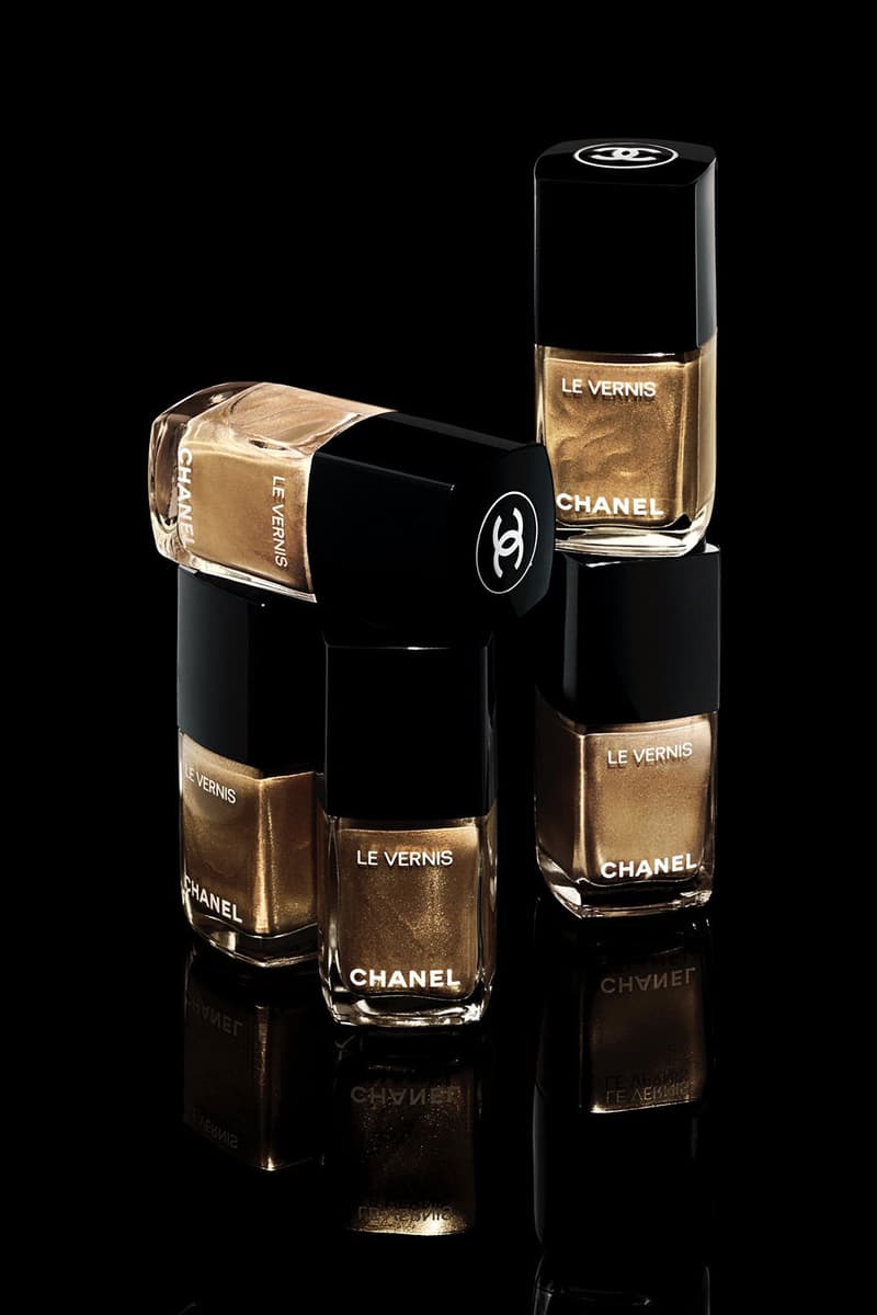 chanel beauty holiday collection lipsticks blush powders eyeshadows nail polish rouge allure le vernis