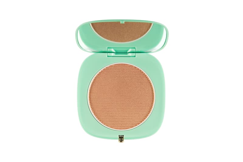 Marc Jacobs Beauty Holiday 2020 Very Merry Cherry Makeup Collection Highlighter Eyeshadow Palette