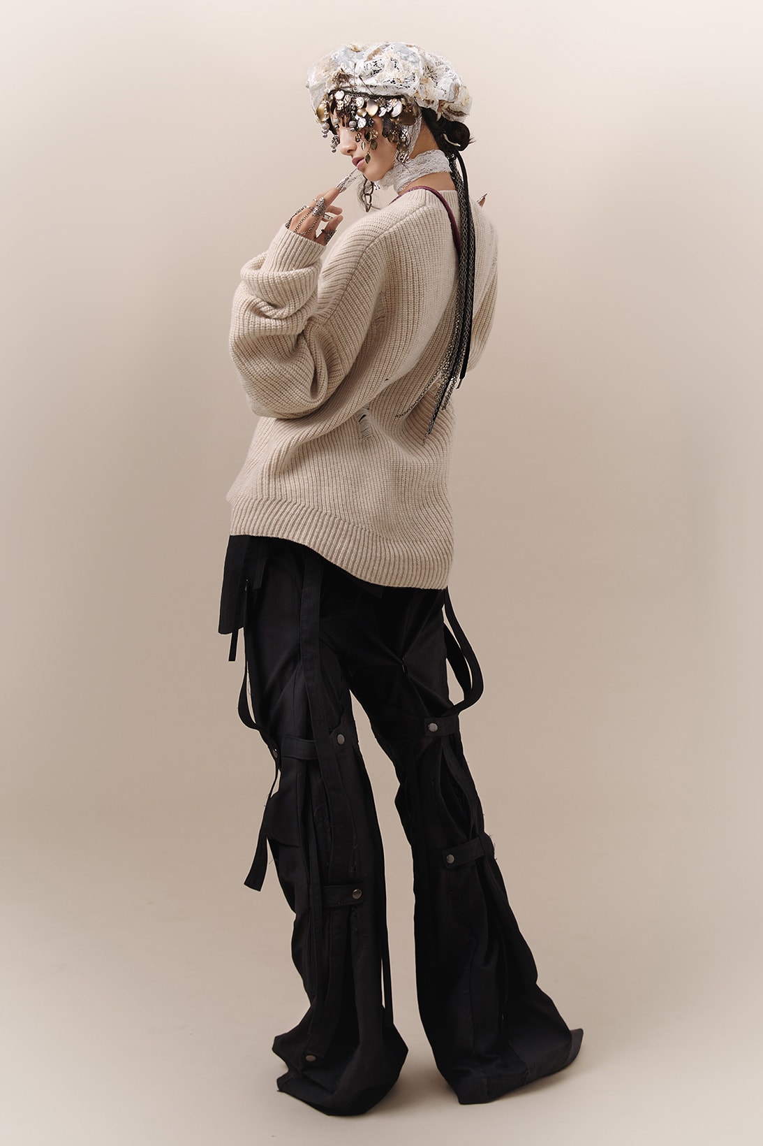professor e fall winter collection womenswear lookbook knitwear sweaters coats taiwan emerging designer