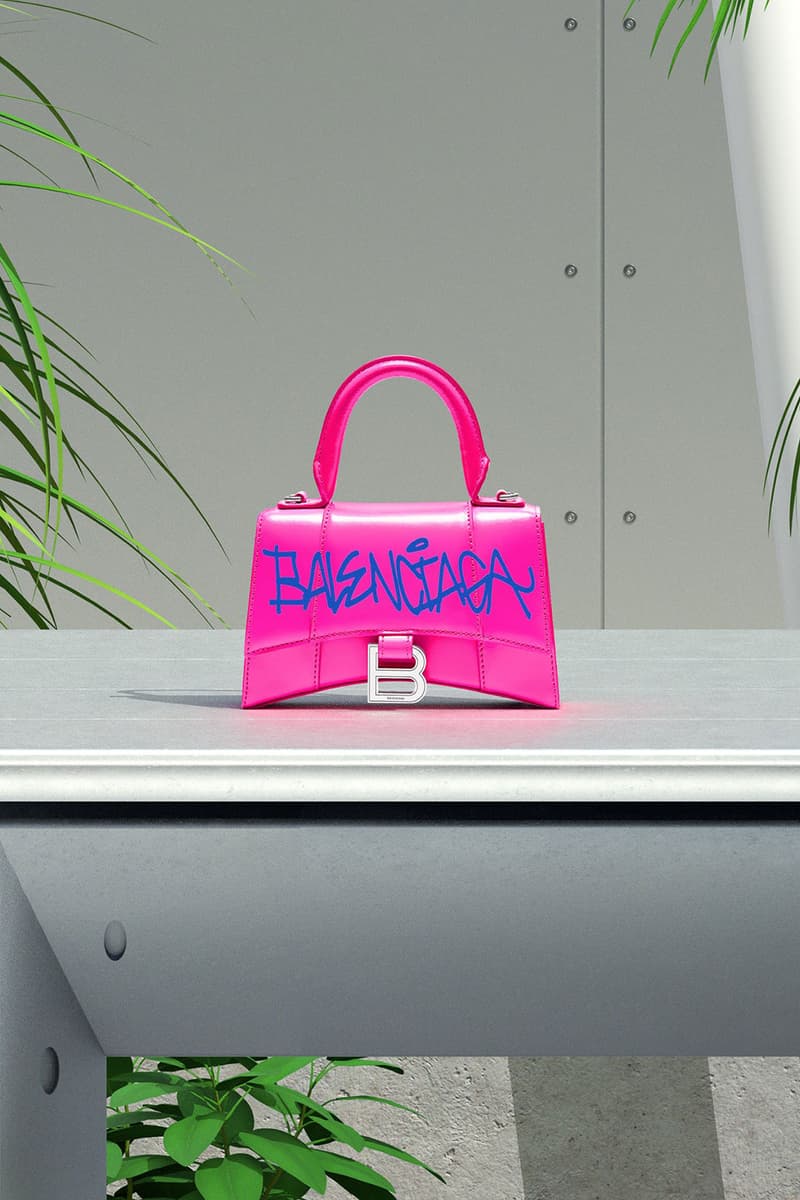 at fortsætte opladning Misvisende Balenciaga Launches Bag Customization Service | HYPEBAE