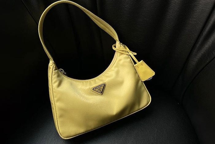 Prada Crossbody bag & Handbag  Buy or Sell your Designer Bags - Vestiaire  Collective