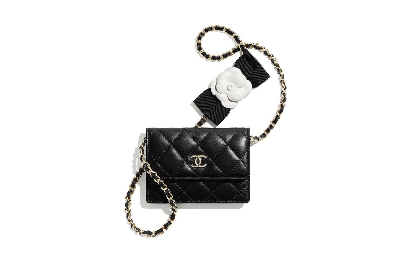 chanel spring summer 2021 small leather goods black mini bag wallet card holder gold chain camellia bow