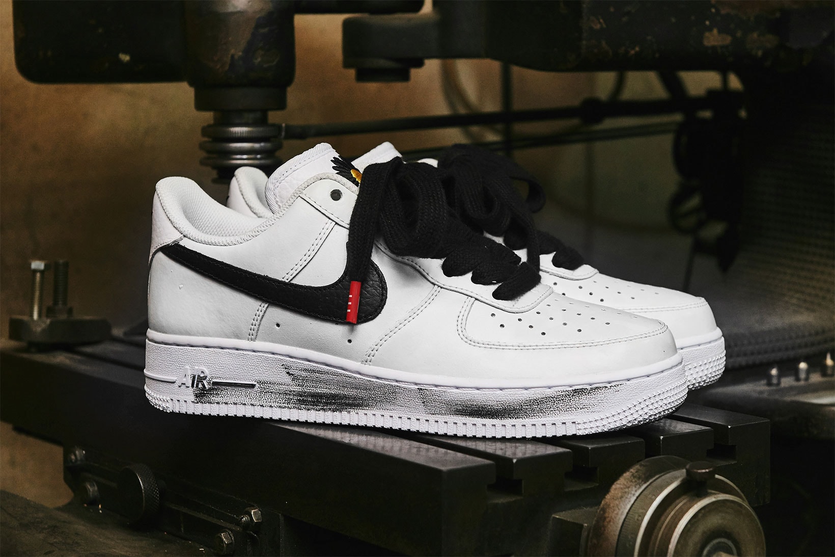 g-dragon peaceminusone pmo nike air force 1 af1 para noise sneakers closer detailed look release