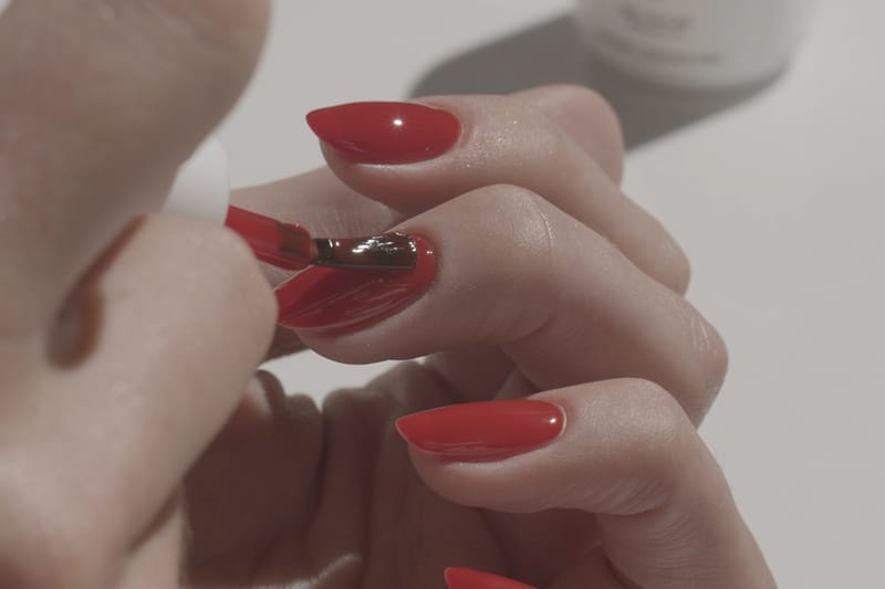A Step-by-Step Guide to Doing Gel Nails at Home