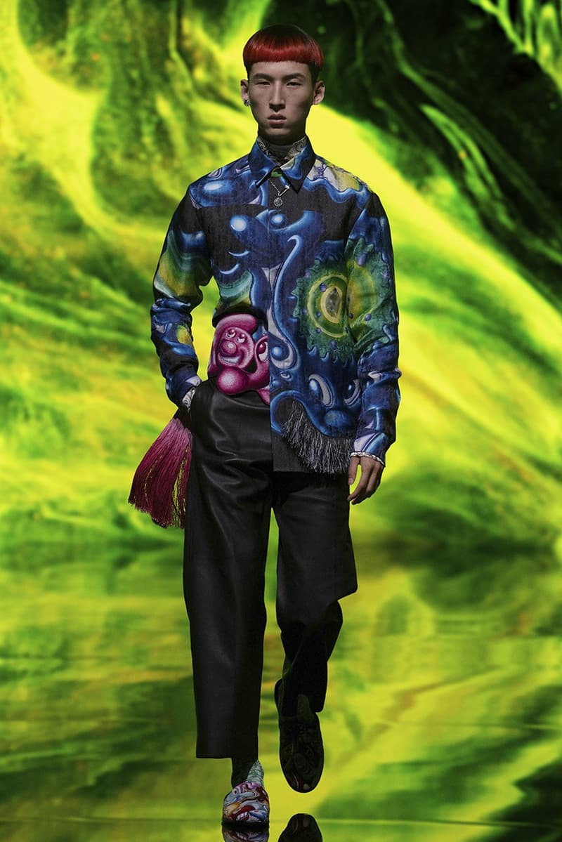 Kim Jones Dior Men's Fall 2021 Collection Collaboration Kenny Scharf Fashion Show Digital Accessories Lookbook