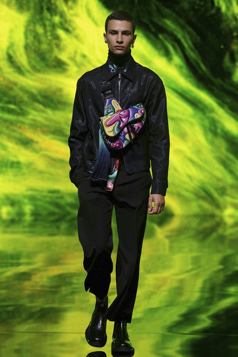 Kim Jones Dior Men's Fall 2021 Collection Collaboration Kenny Scharf Fashion Show Digital Accessories Lookbook