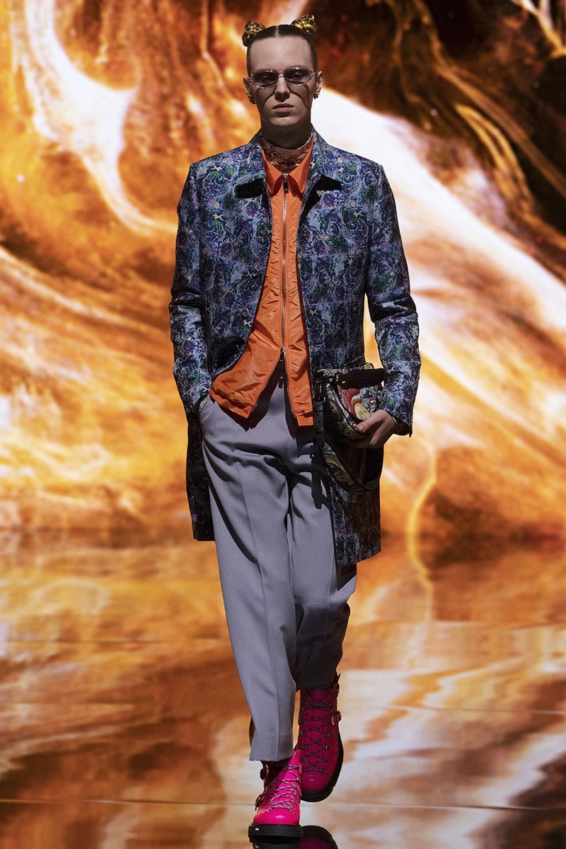 Kim Jones Dior Men's Fall 2021 Collection Collaboration Kenny Scharf Fashion Show Digital Accessories Lookbook