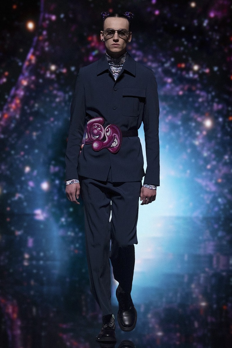 Kim Jones Dior Men's Fall 2021 Collection Collaboration Kenny Scharf Fashion Show Digital Accessories Lookbook