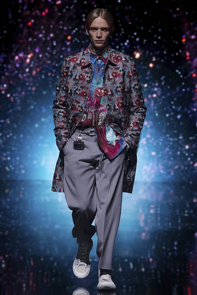 Kim Jones Dior Men's Fall 2021 Collection Collaboration Kenny Scharf Fashion Show Digital Accessories Lookbook