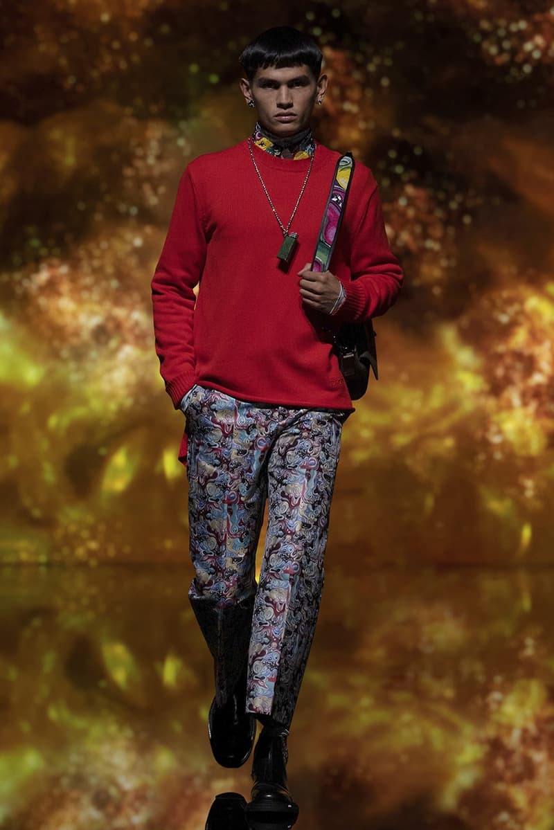 Kim Jones Dior Men's Fall 2021 Collection Collaboration Kenny Scharf Fashion Show Digital Accessories Lookbook