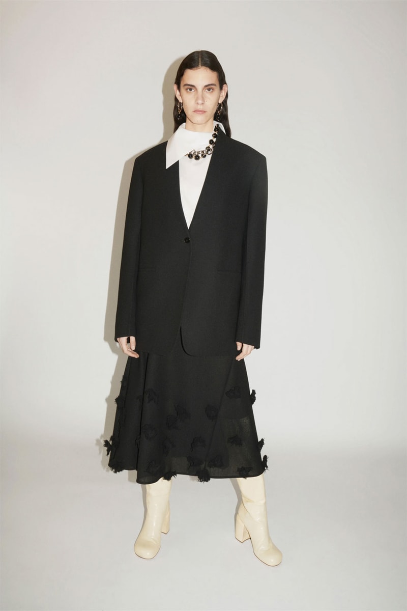 jil sander pre-fall 2021 collection suits minimal oversized blazers jackets dresses lucie luke meier