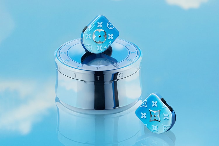 Louis Vuitton Gives the Horizon Earphones a "Blue Gradient" Makeover