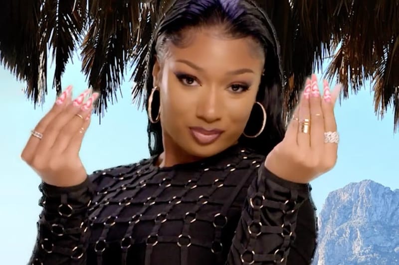 Megan Thee Stallion Doesn't Like Pick-Up Lines — The Rapper Talks Hot Girl Dating Tips, Confidence and More