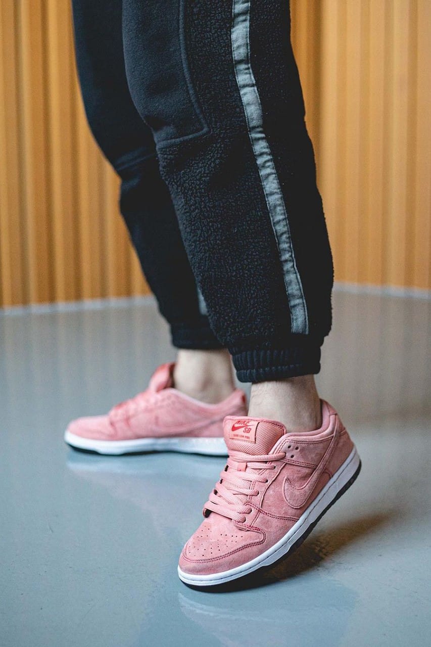 nike dunk low suede