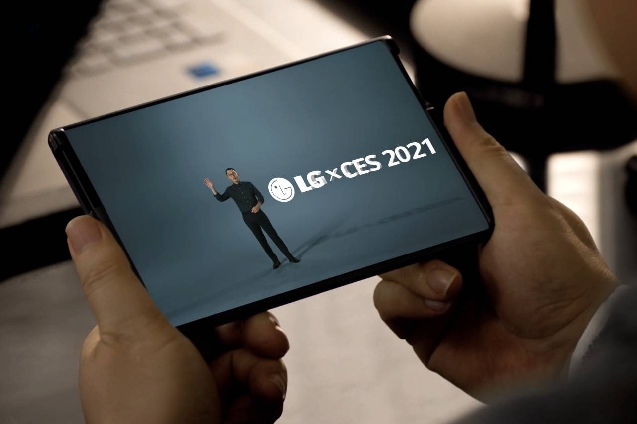 lg electronics rollable phone expanding extending display screen ces 2021 presentation video 