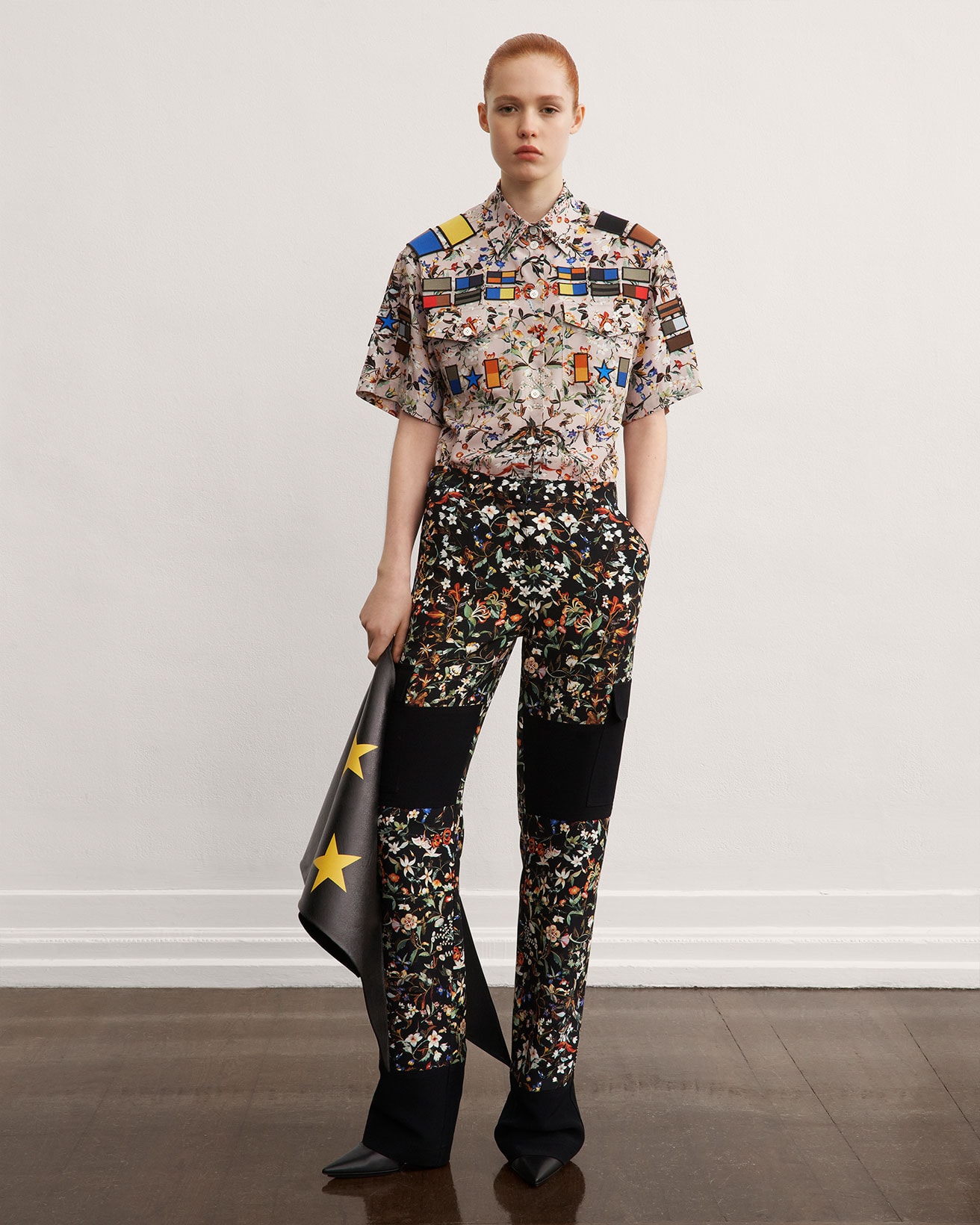 burberry fall winter fw21 pre-collection riccardo tisci floral print trousers stars