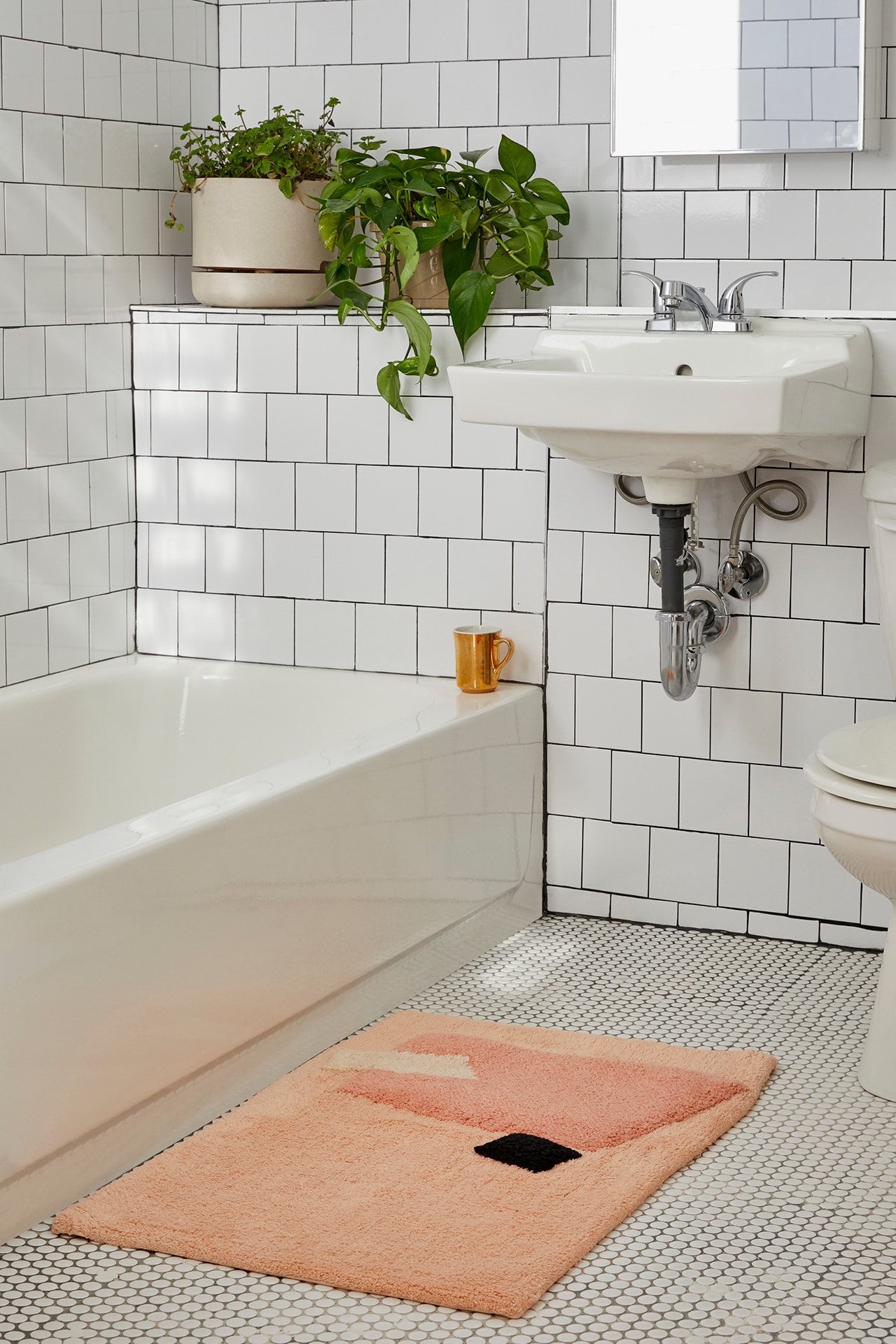 Bathroom rugs - breathtaking design in the bathroom