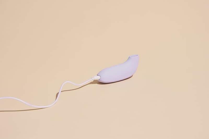 dame products aer sex toy clitoral stimulator pressure wave suction