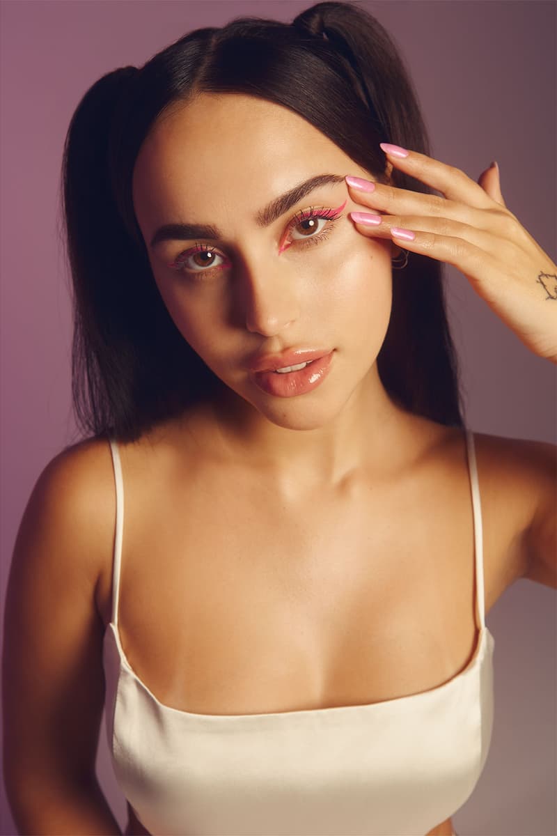 gelcare y2k manicure gel nail polish capsule collection 2000s nostalgia pink color eyeliner jelly