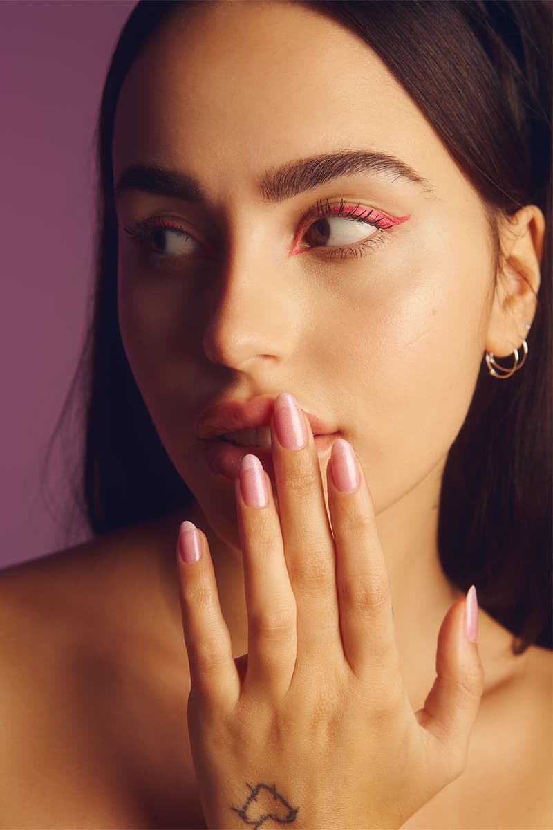 gelcare y2k manicure gel nail polish capsule collection 2000s nostalgia pink color eyeliner jelly
