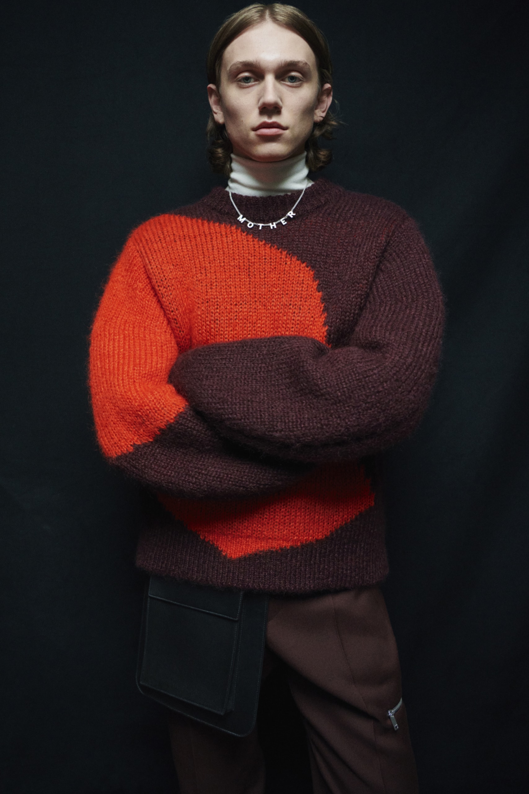 jil sander menswear fall winter fw21 collection lookbook red burgundy knitwear sweater