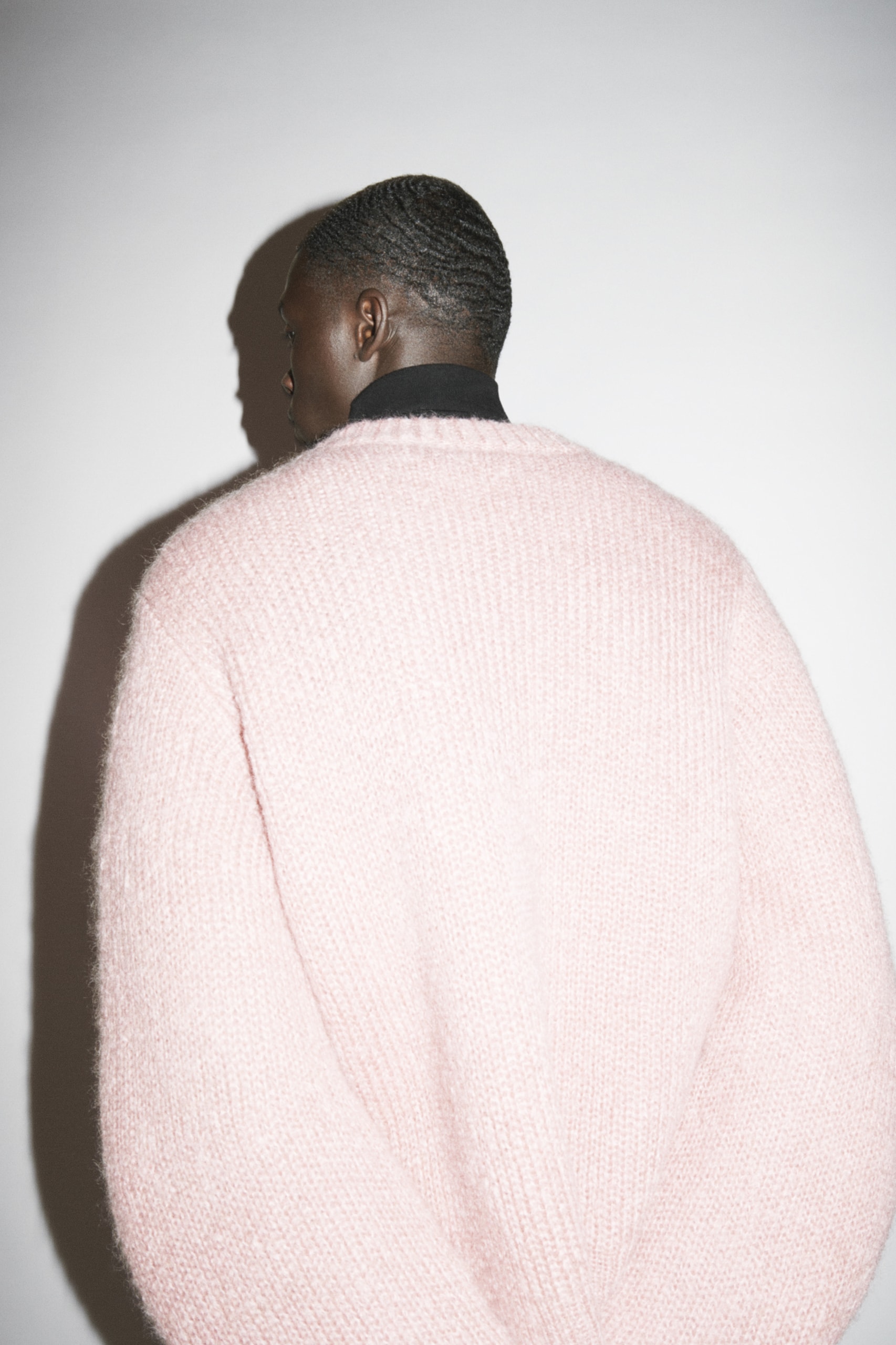 jil sander menswear fall winter fw21 collection lookbook pink pastel sweater knitwear