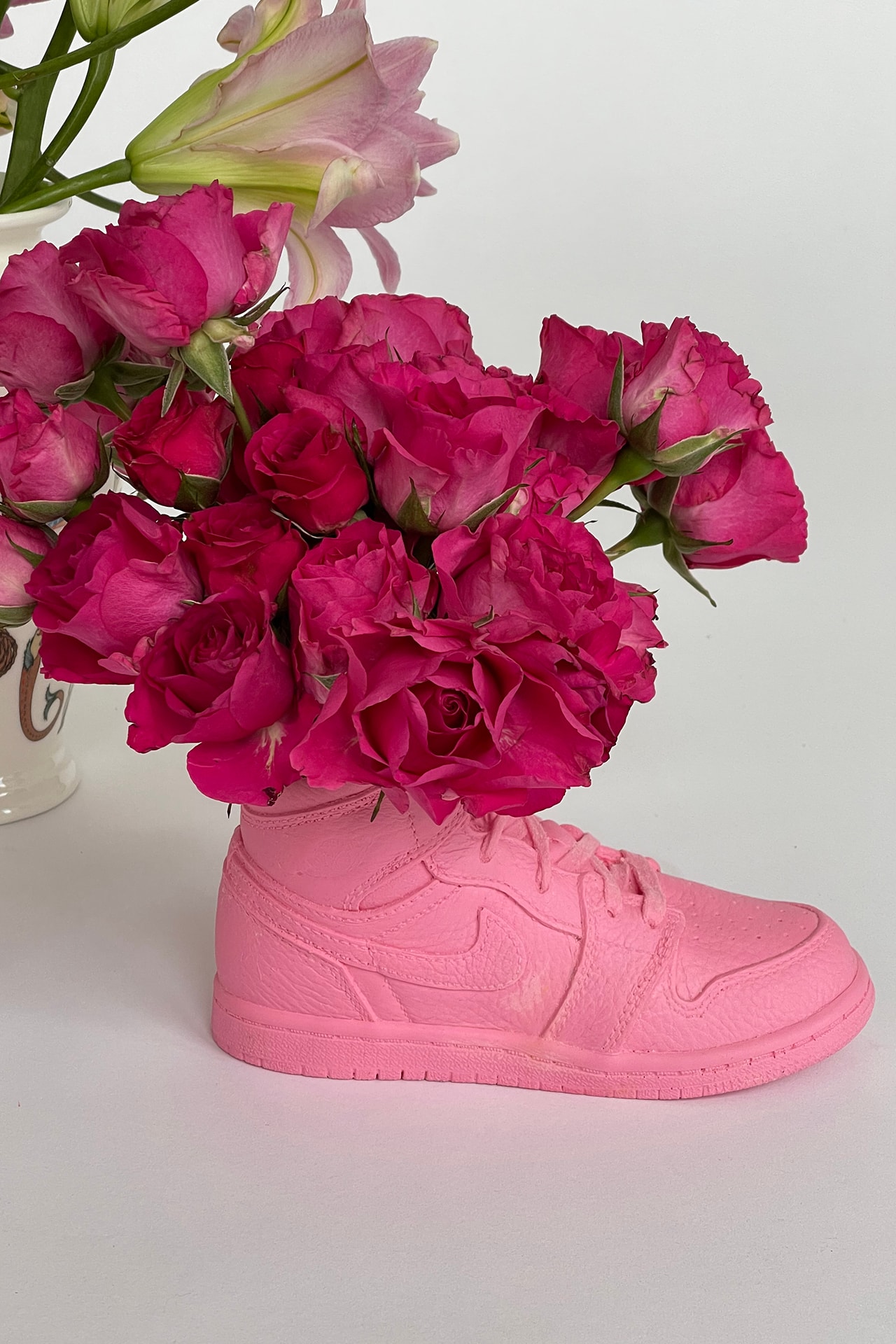 Original Rose Valentine’s Day Air Jordan 1 Vase Planter Sneaker Pink Bodega Olivia Nike AJ1