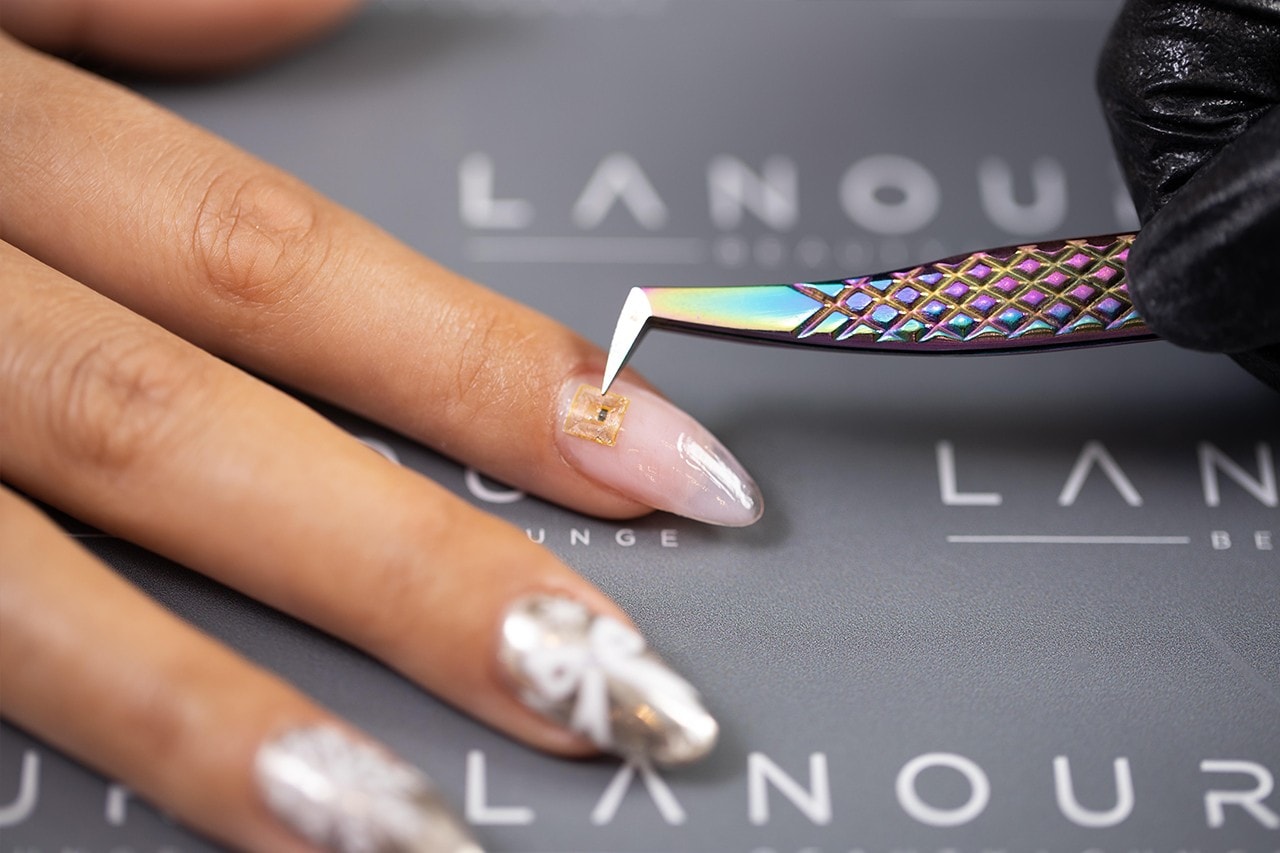 microchip nails manicure nfc technology wireless payments dubai salon lanour beauty lounge
