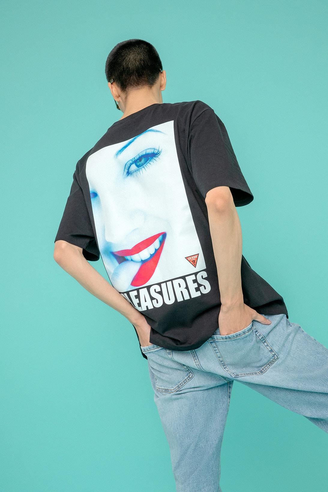 guess originals pleasures drew barrymore collaboration campaign tee t shirt denim jeans pants