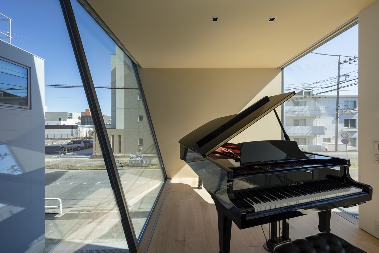 japan aisaka architects atelier house in tsukuba interior home design grand piano window