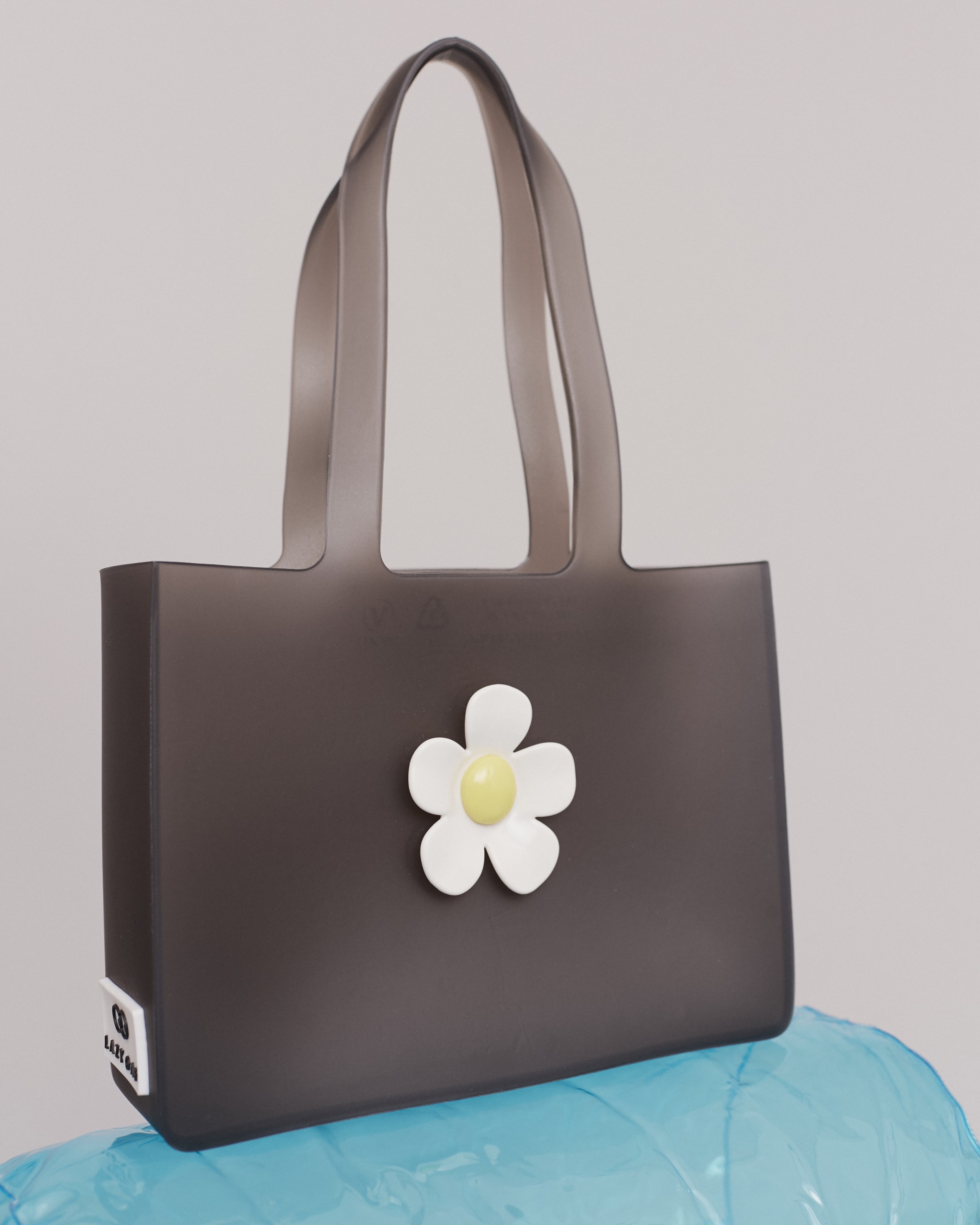 melissa lazy oaf jelly platform sandals collaboration daisy handbag