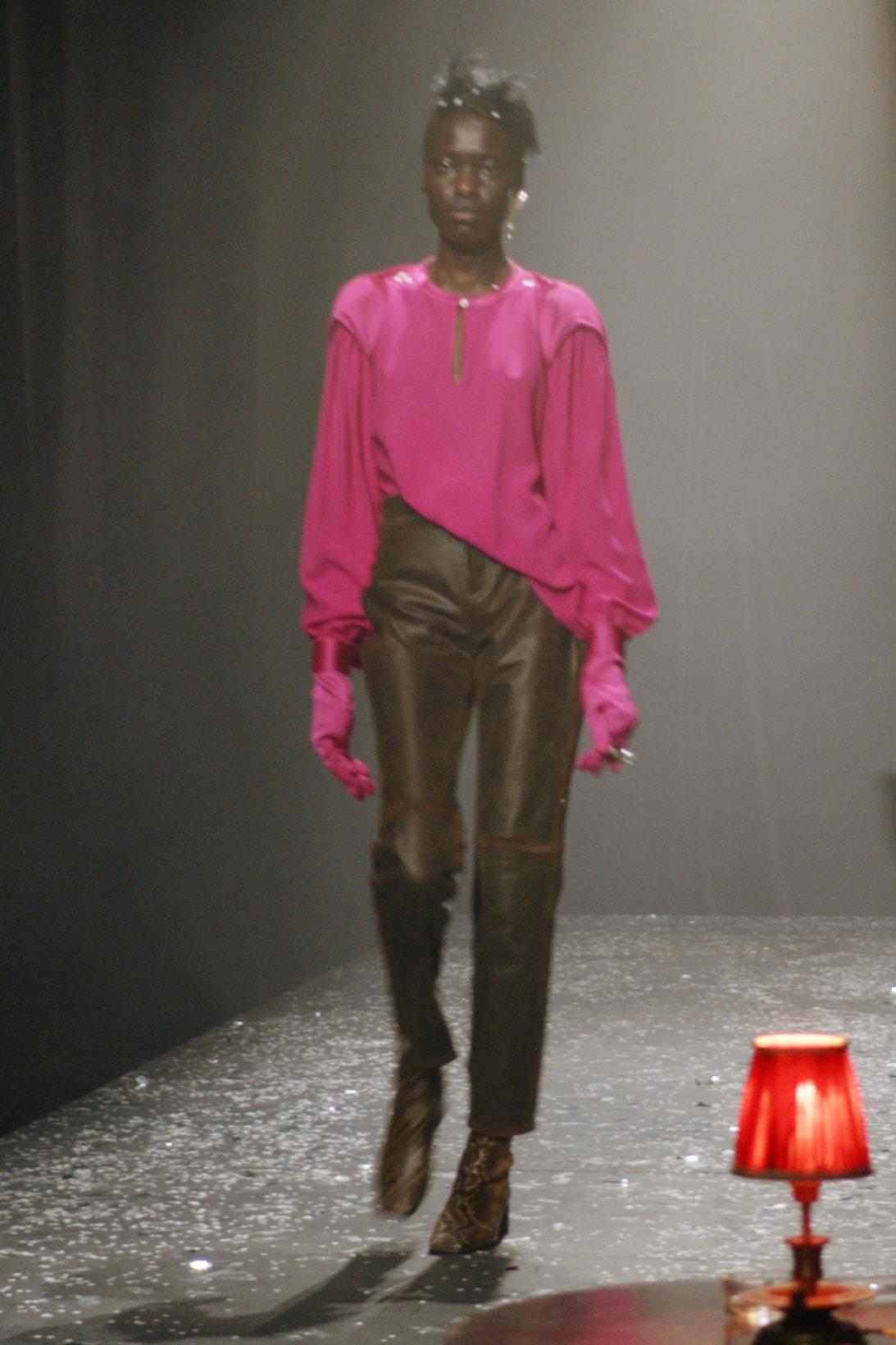 mm6 maison margiela fall winter collection paris fashion week pfw pink long sleeve top black leather pants gloves