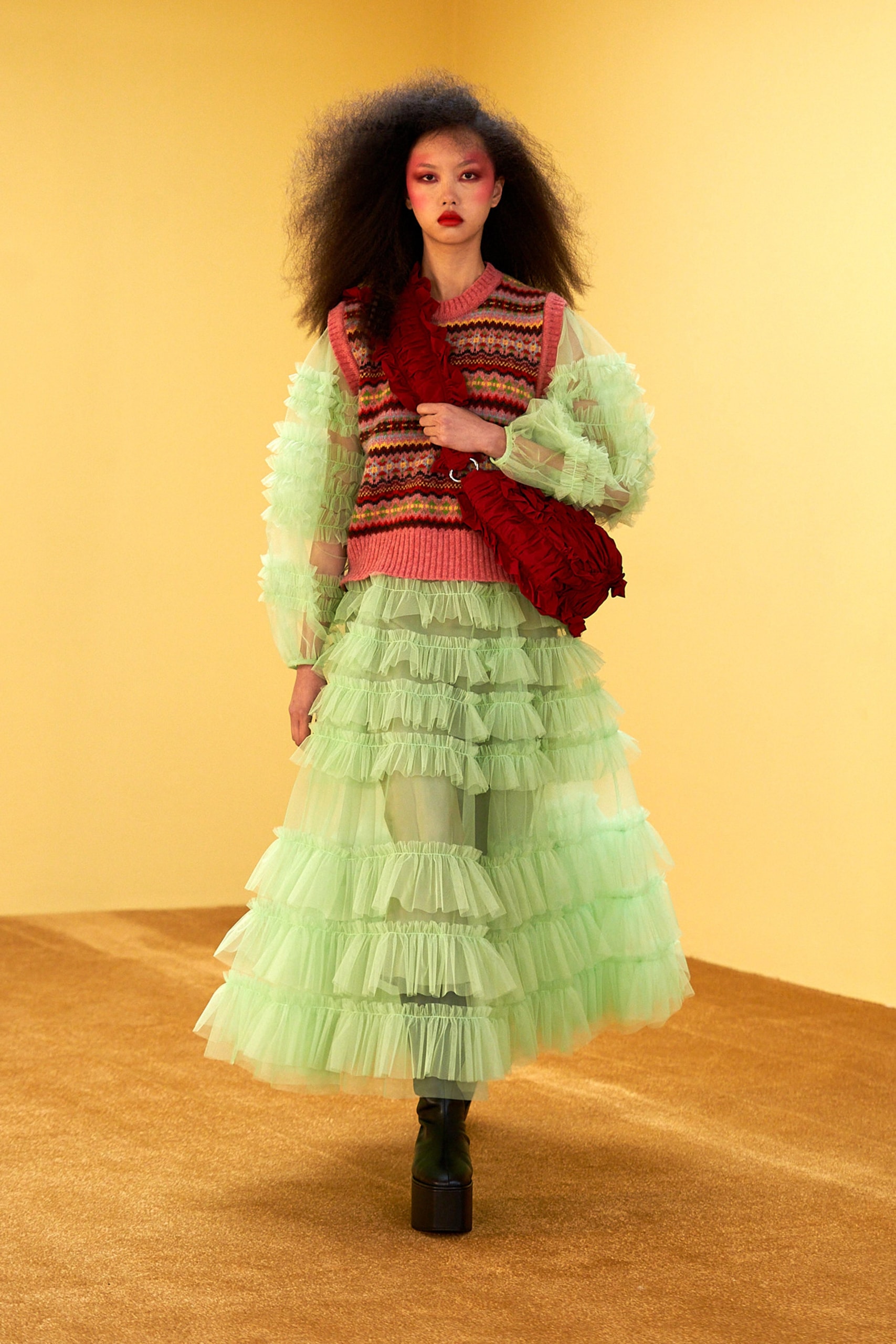 molly goddard fall winter 2021 fw21 collection london fashion week lfw sweater vest tulle dress