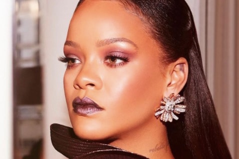 Happy Birthday, Rihanna! See Her Best Fenty Beauty Makeup Looks That You  Can Try Too - Parade