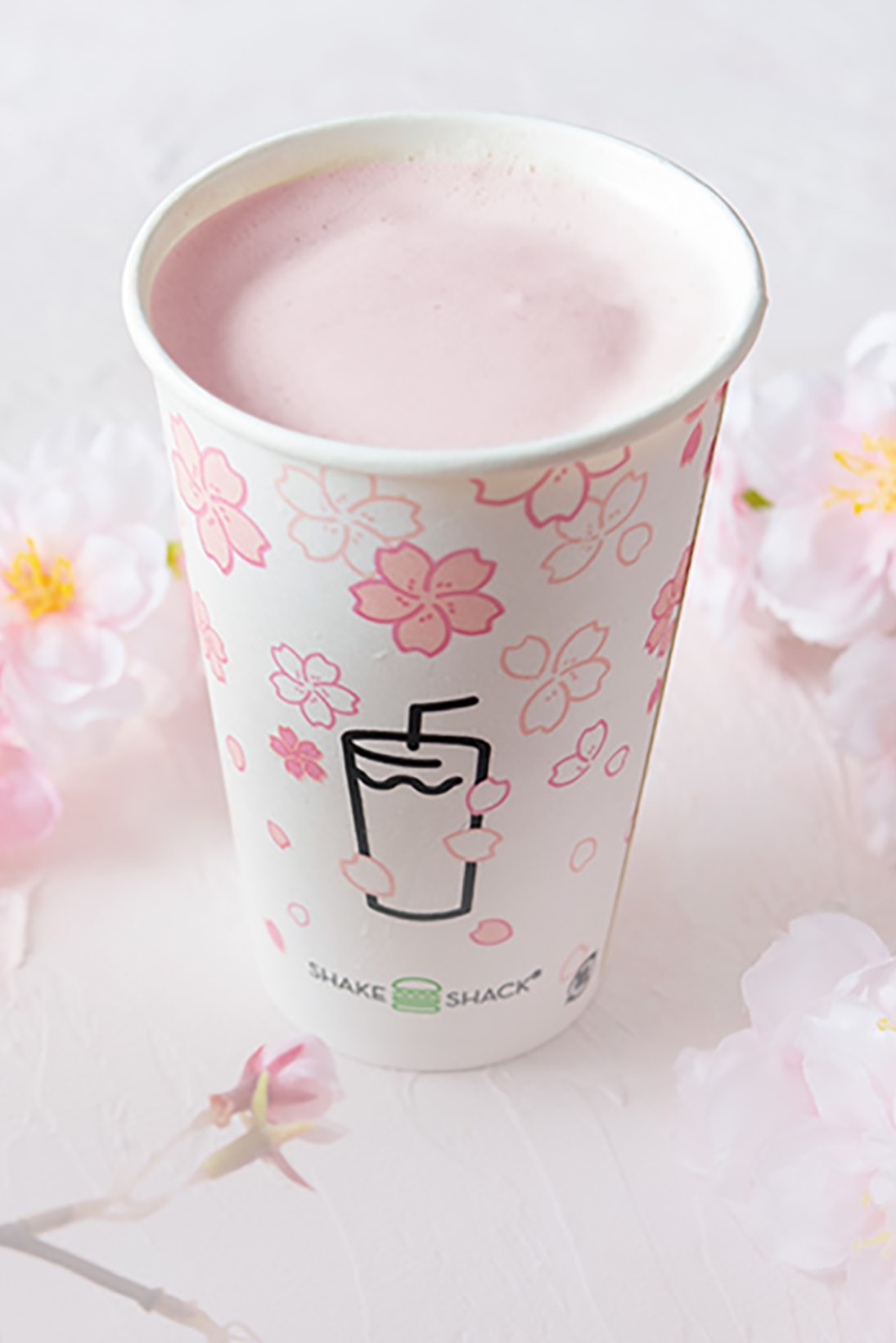 shake shack japan sakura cherry blossom drinks shack-ura pink
