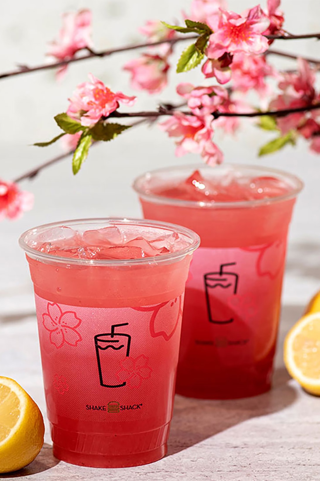 shake shack japan sakura cherry blossom drinks shack-ura lemonade pink