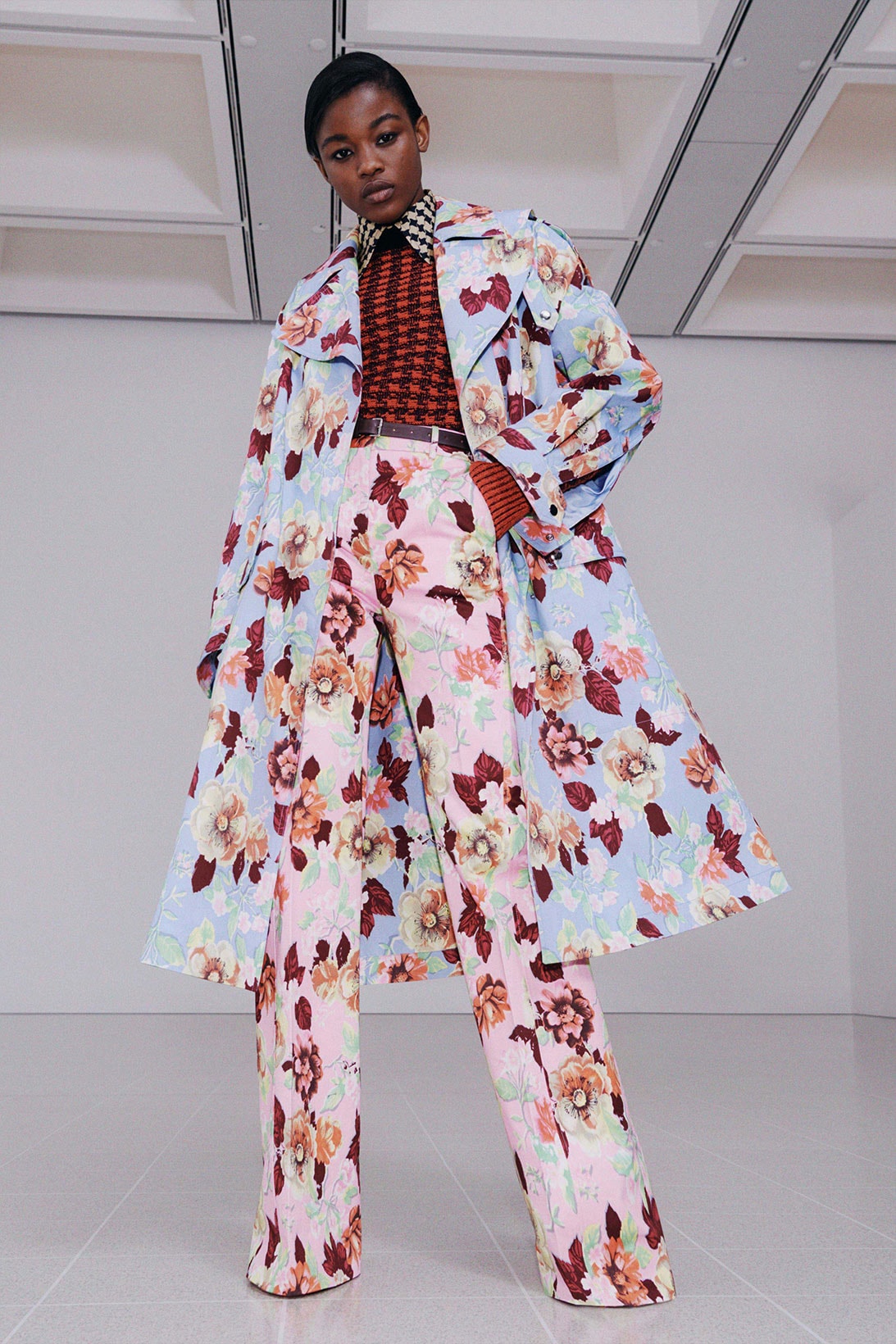 victoria beckham fall winter 2021 fw21 collection floral print trousers coat