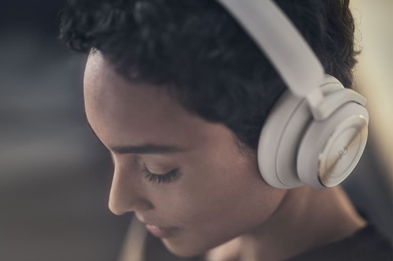 bang and olufsen beoplay hx headphones listening music sand beige closeup details