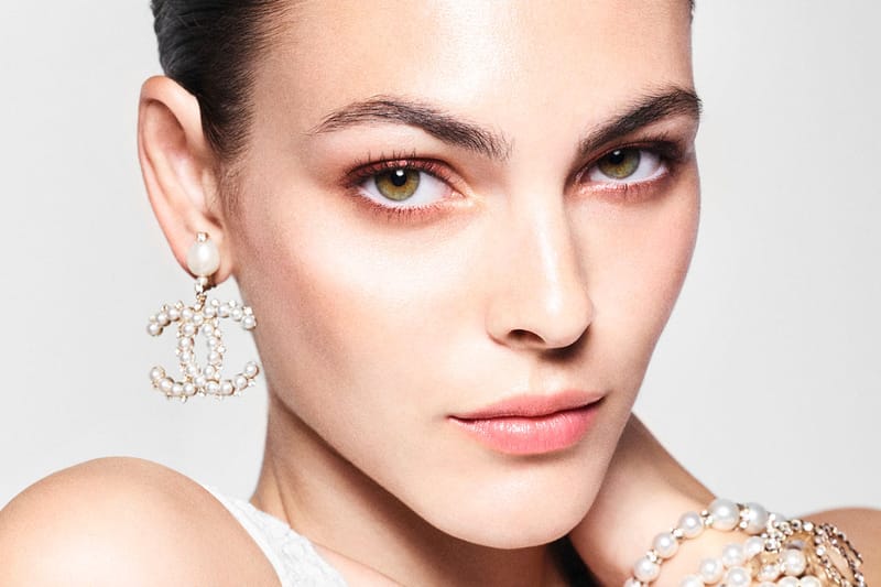 Chanel Beauty's "Le Blanc" Makeup Collection Is Inspired by Japanese Akoya Pearls