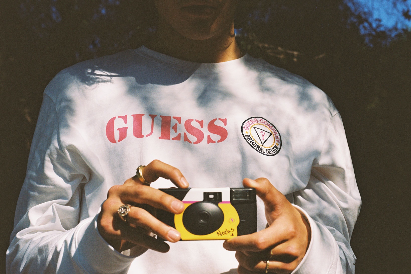guess originals spring collection kit program sweater disposable film camera