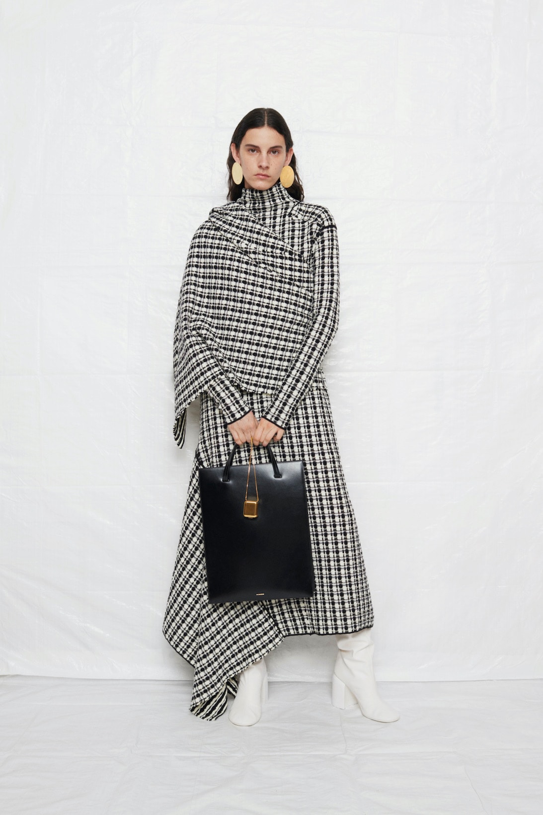 jil sander fall winter womens collection paris fashion week pfw dress handbag