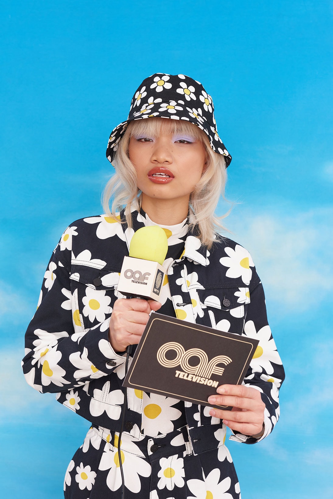lazy oaf tv summer collection bucket hat jacket outerwear daisy print