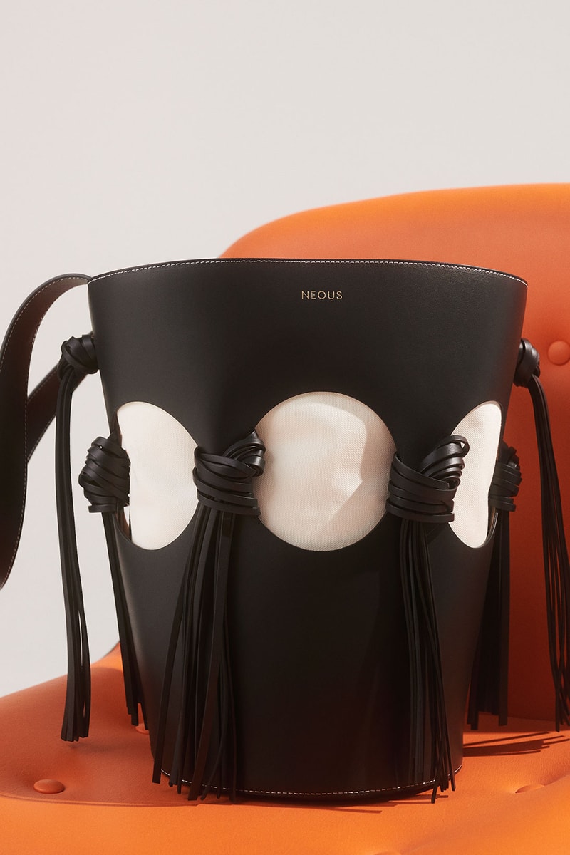 neous summer 2021 new handbags purses venus bucket black chair