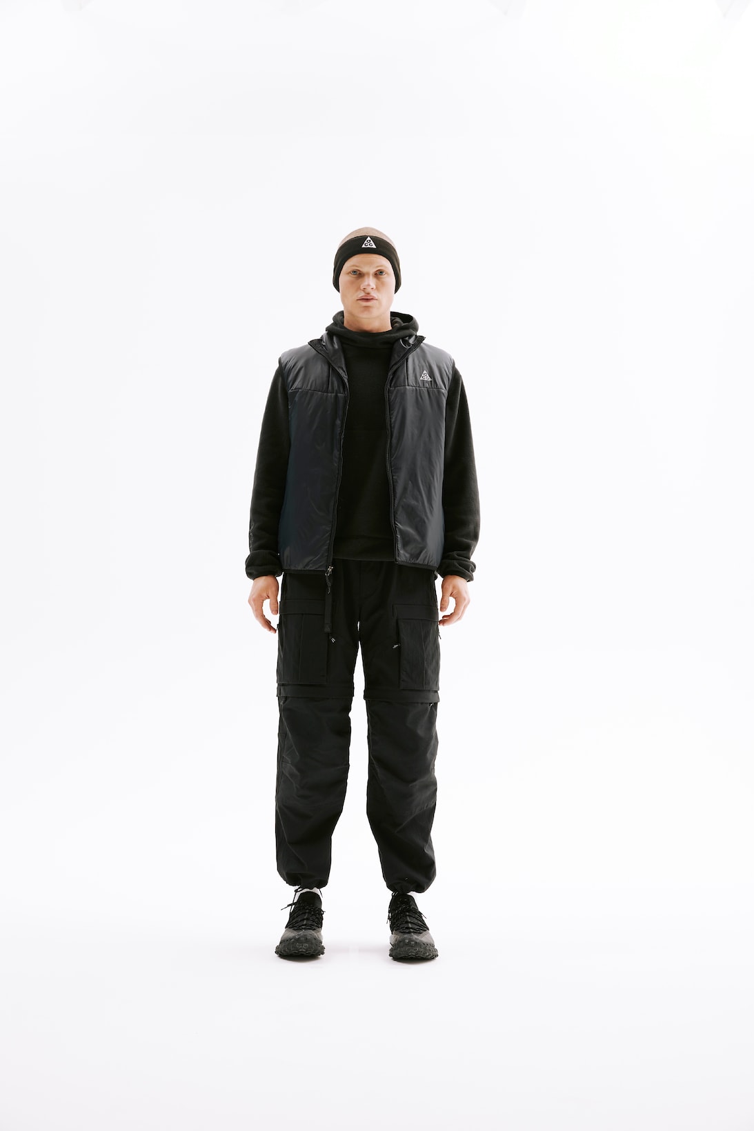 nike acg collection sivasdescalzo svd immersive virtual reality experience vest hoodie pants