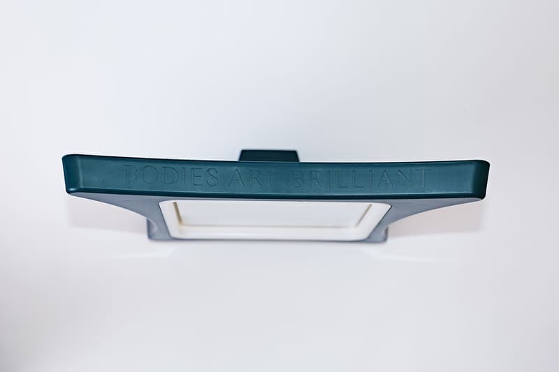 nyssa care vievision hands-free mirror vulvas sexual vaginal health bodies are brilliant