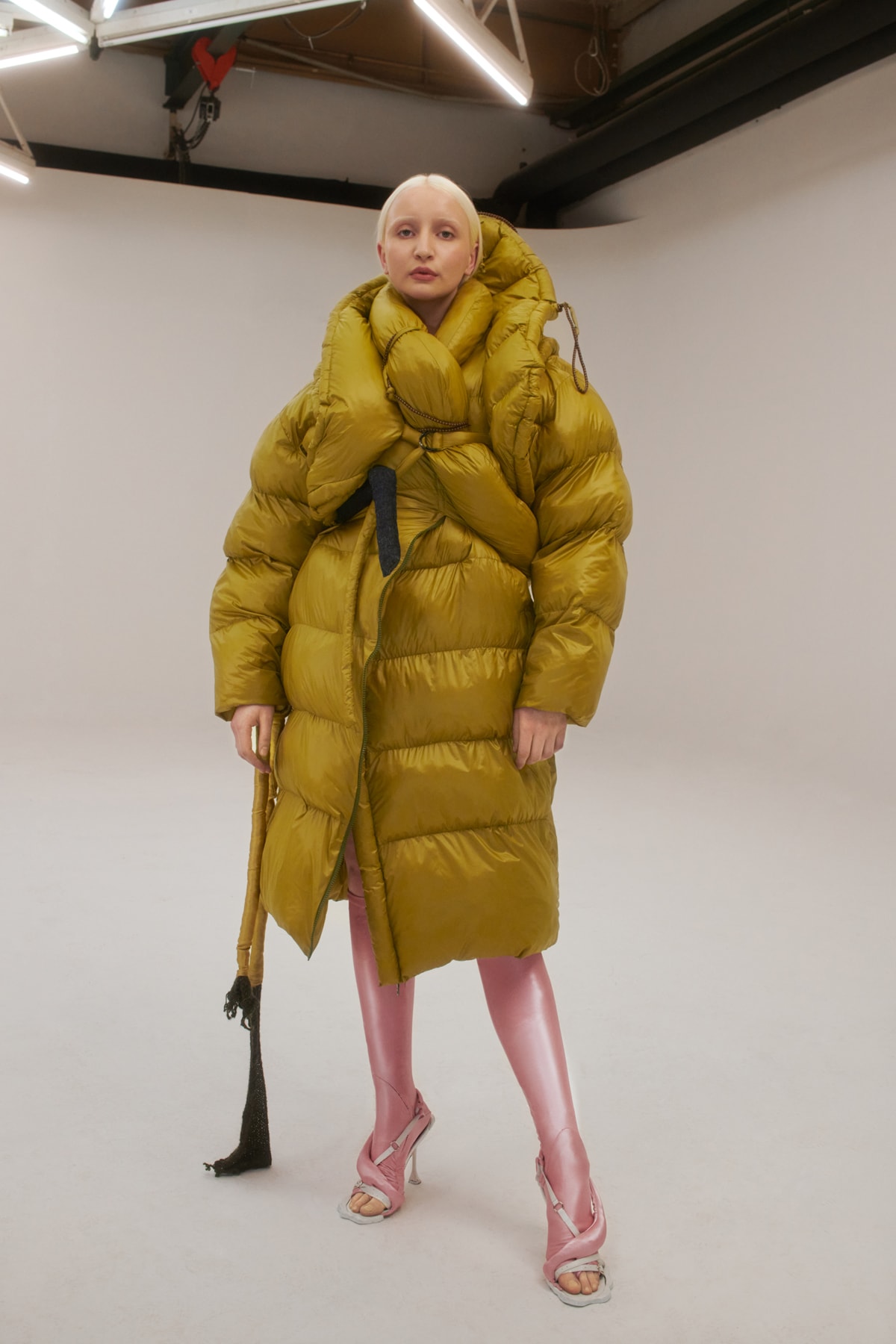 ottolinger fall winter 2021 fw21 collection paris fashion week pfw puffer coat tights