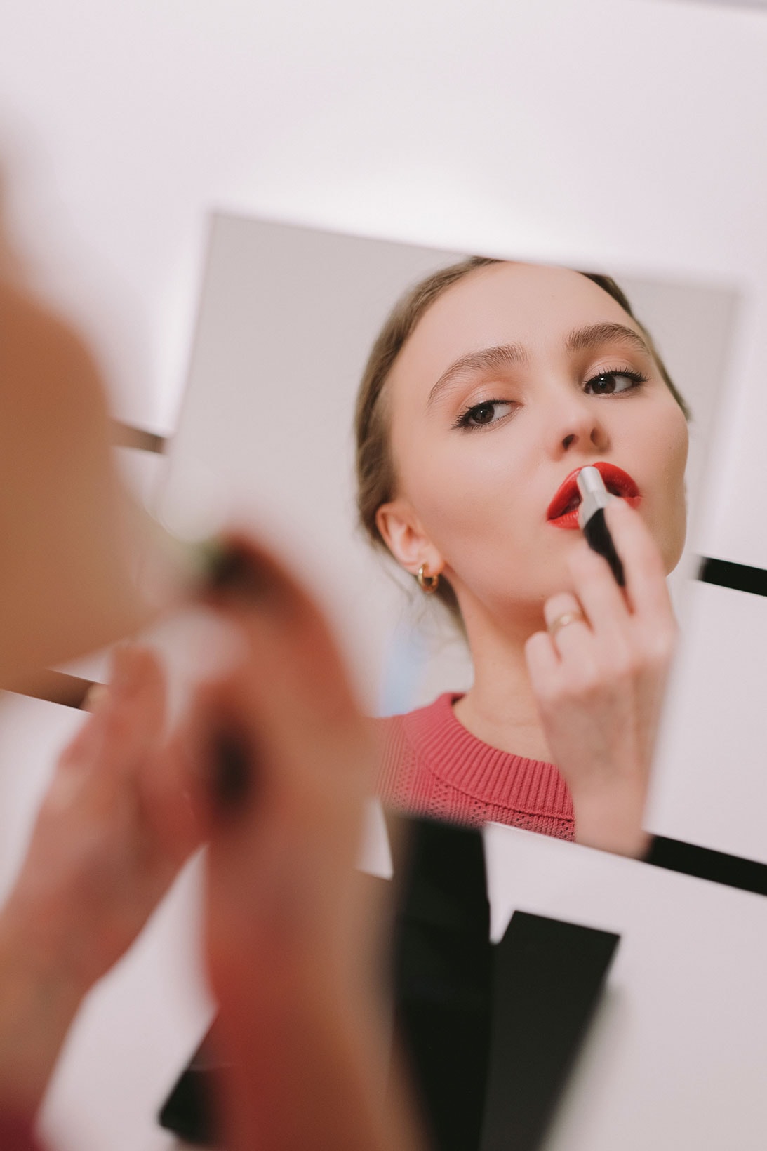 chanel beauty rouge coco bloom lipstick lily rose depp makeup mirror