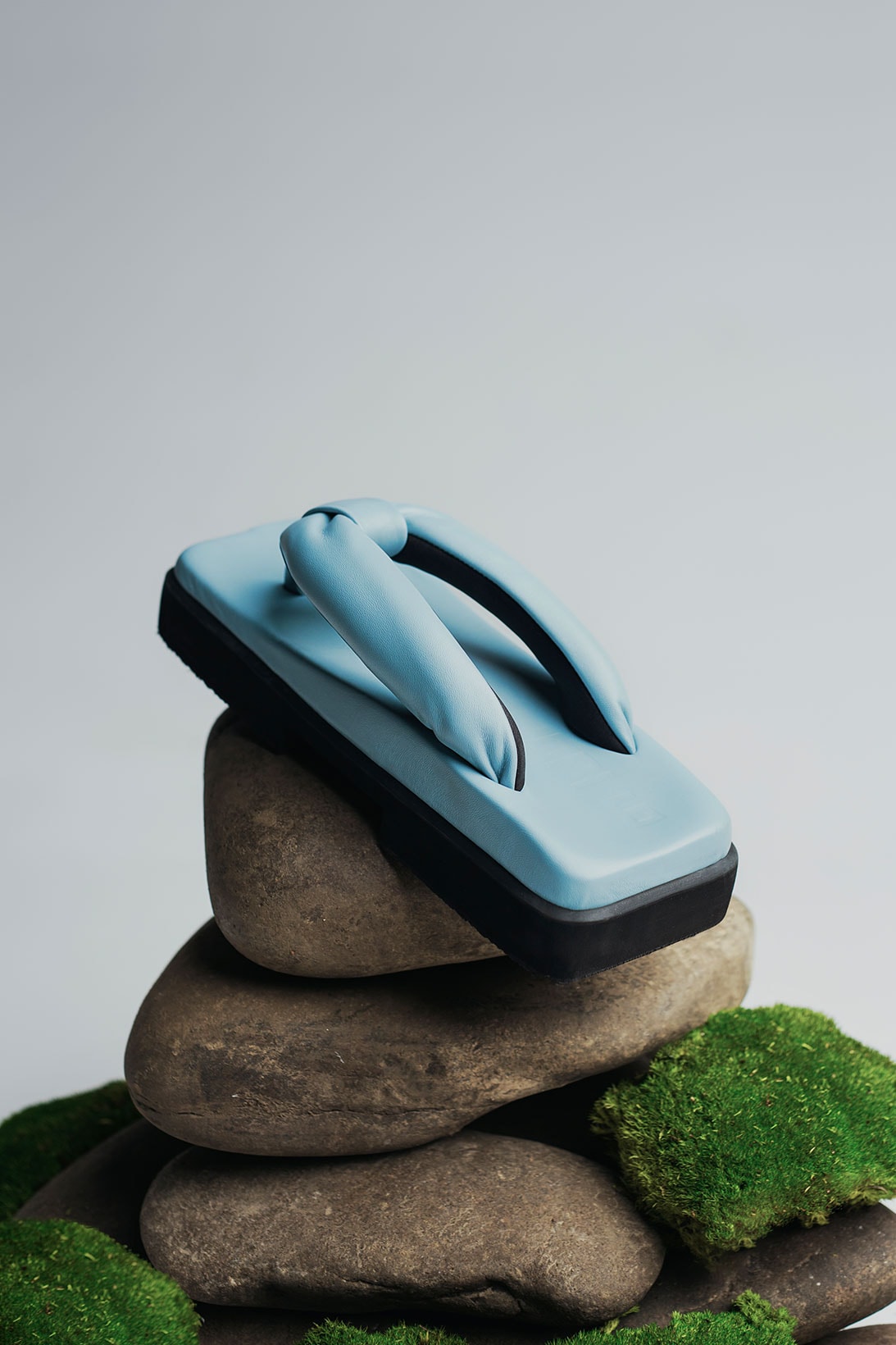 sinobi orthopedic vegan shoes spring summer ss21 campaign oxygen mask flip flop sandals