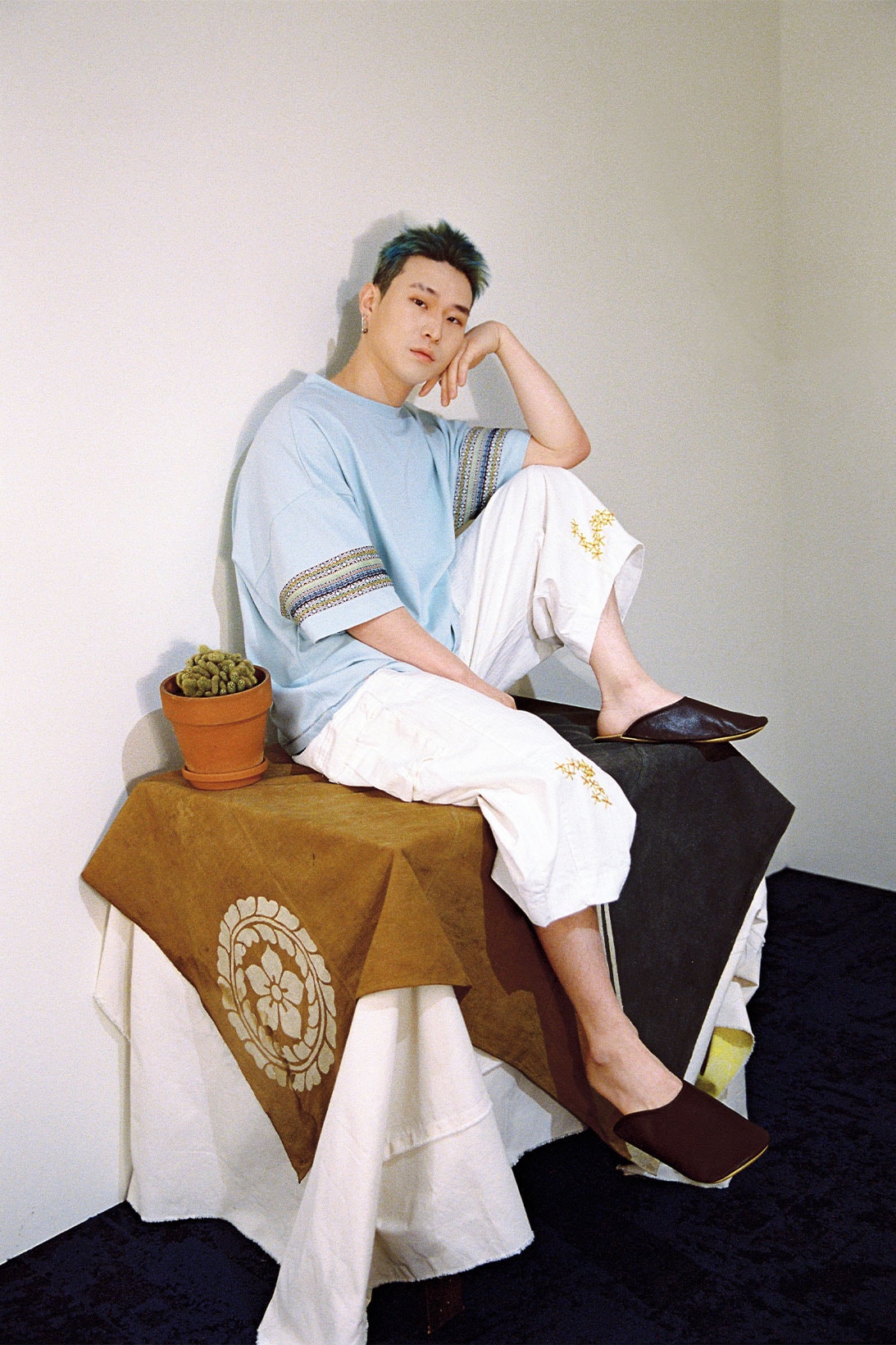 sundae school spring 2021 collection lookbook the scent exudes tshirt pants shorts