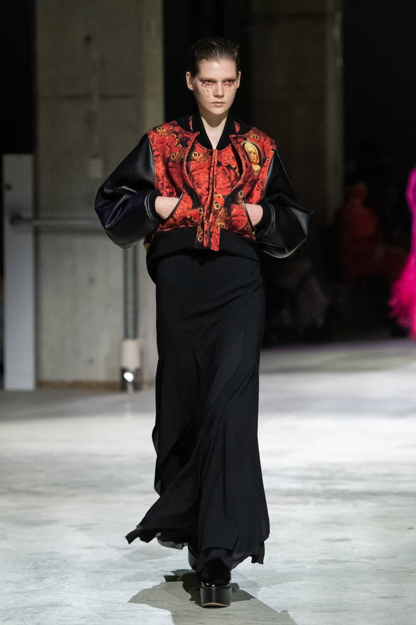 undercover fw21 fall winter 2021 collection runway fashion week jun takahashi red print jacket skirt